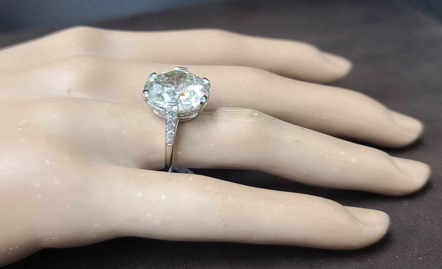 10.39ct Circular Brilliant Diamond Vintage Filigree Ring — GIA Certified, Platinum
