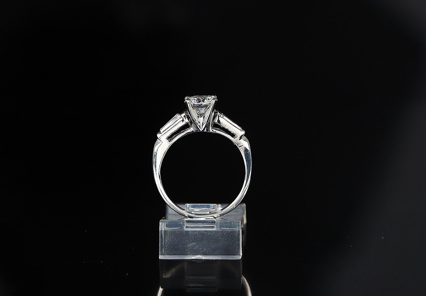 0.99ct Round Brilliant Diamond Engagement Ring — GIA Certified, Platinum