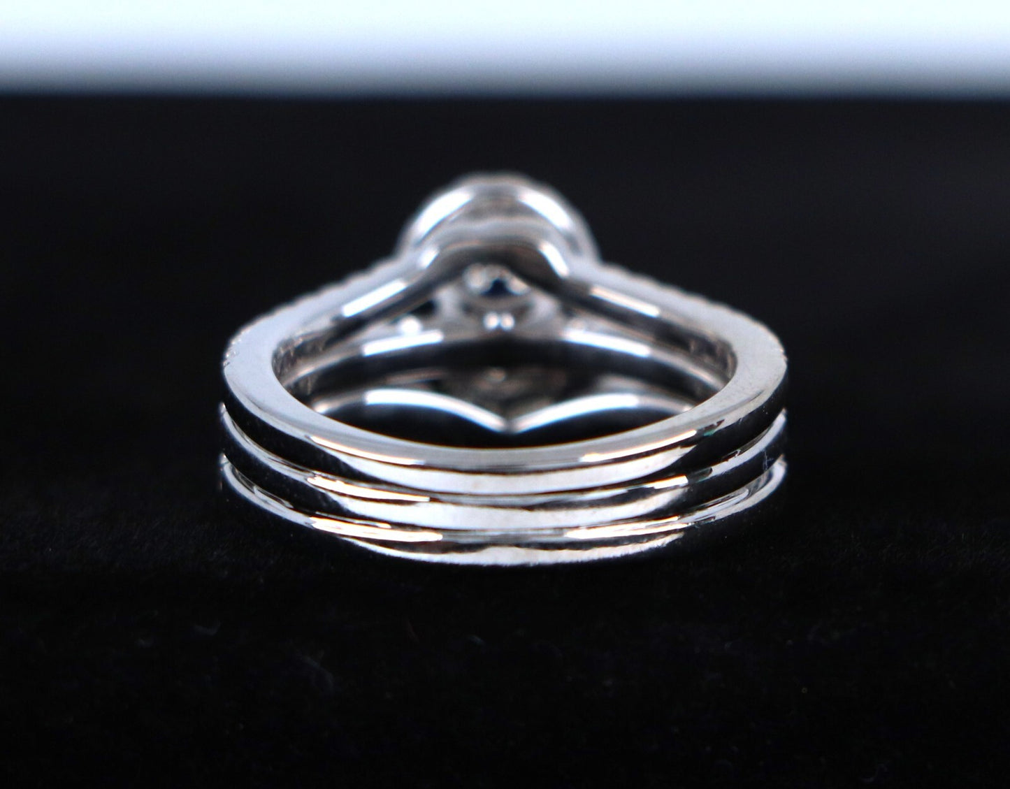 1.00ct Oval Brilliant Diamond Halo Engagement Ring — GIA Certified, 14k White Gold