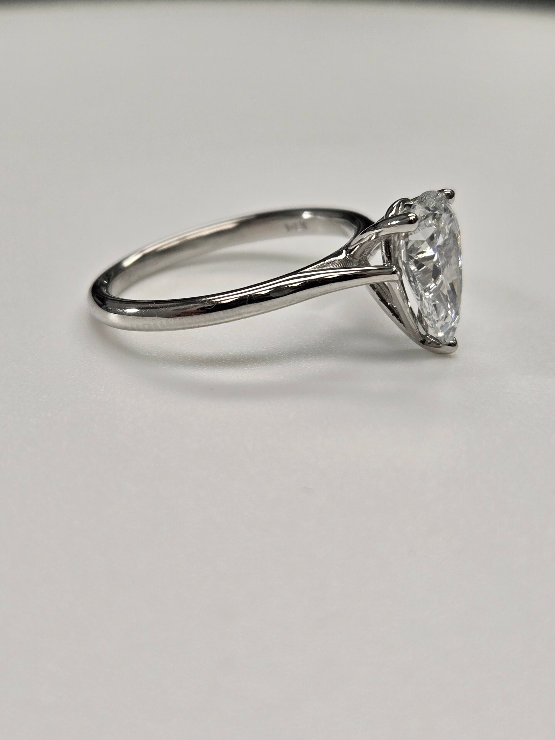 Premium Brand Beautiful 1.70 CT Lab-Grown Diamond Engagement Ring 14kt White Gold with IGI Report