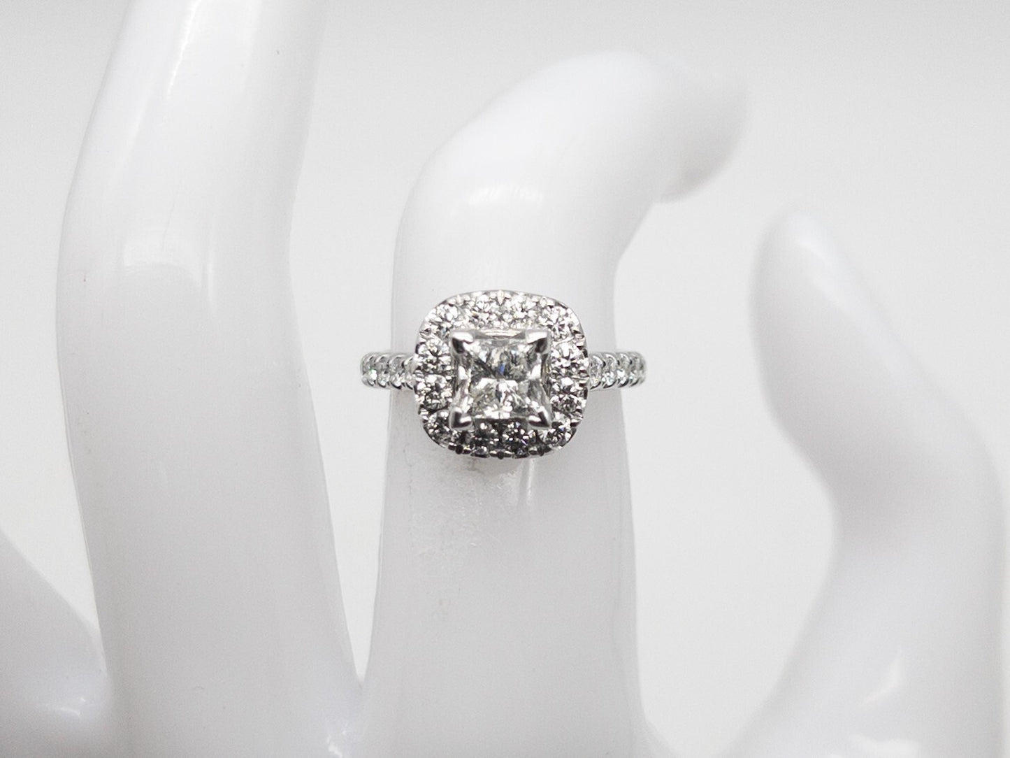1.43ct Old European Cut Diamond Art Deco Ring — GIA Certified, Platinum with Sapphires
