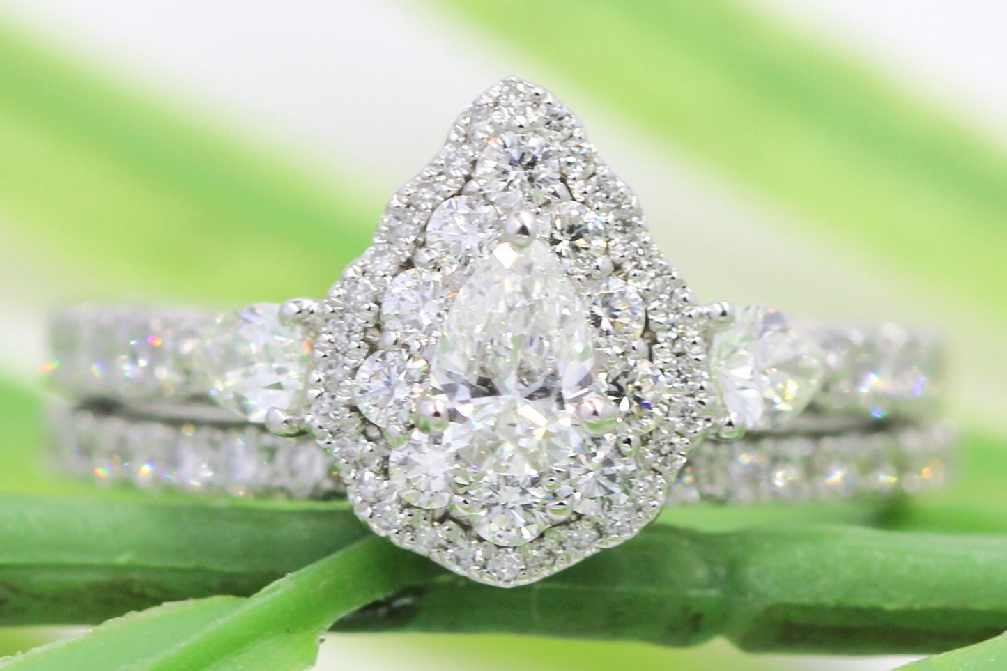 0.30ct Pear Brilliant Diamond Engagement Ring — GIA Certified, 18k White Gold
