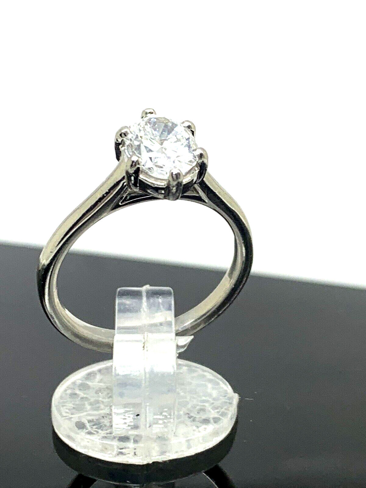 0.96ct Oval Diamond Solitaire Ring — GIA Certified, Platinum