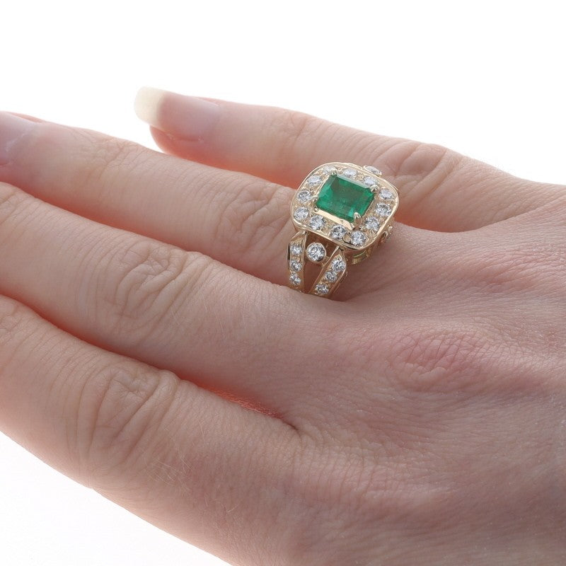 1.40ct Octagonal Green Emerald Diamond Halo Ring — GIA Certified, 18k Yellow Gold