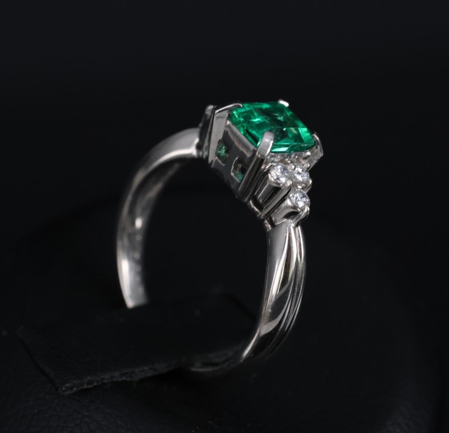 0.81ct Emerald Cut Colombian Emerald & Diamond Ring — GIA Certified, Platinum