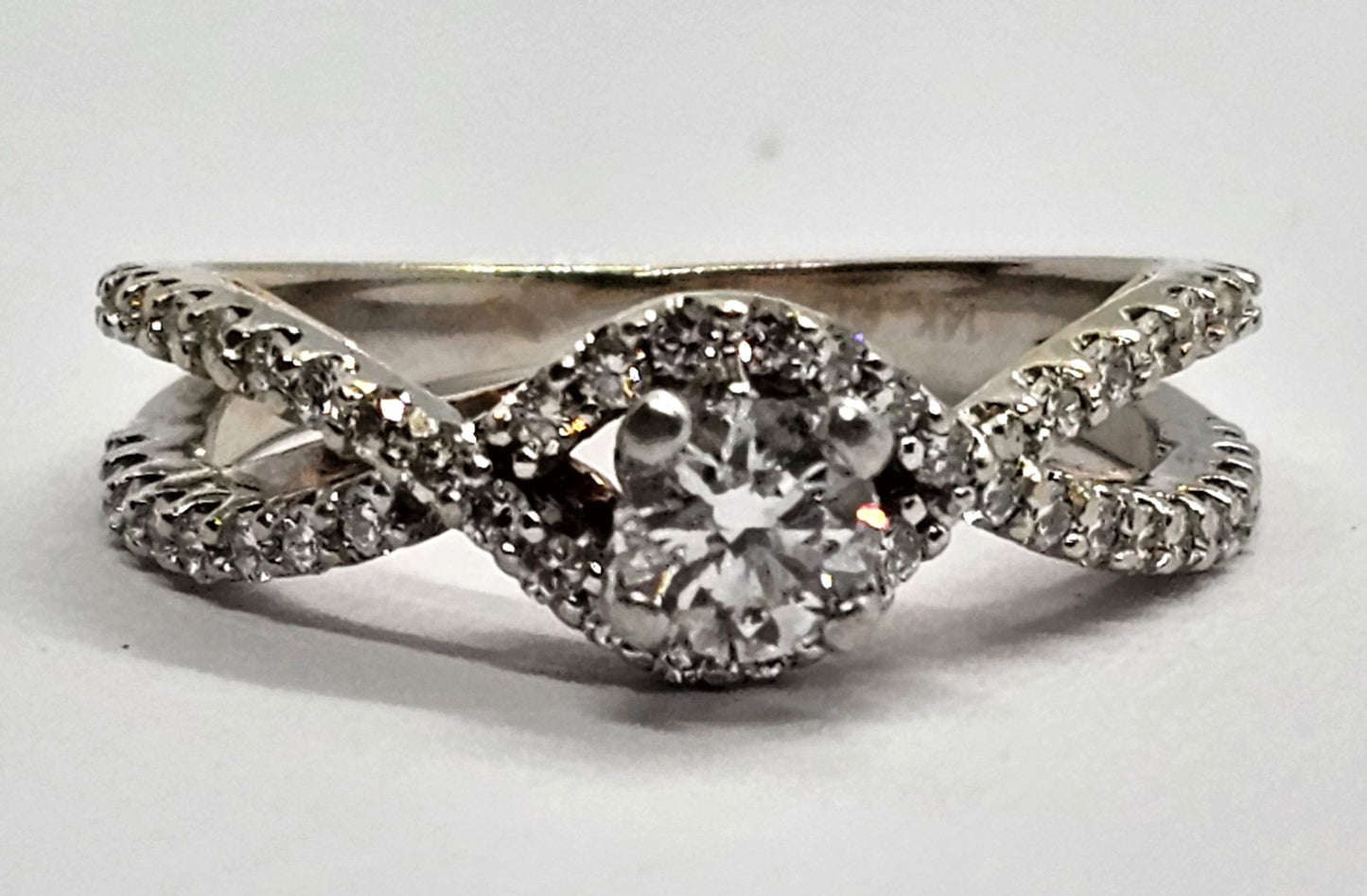 0.86ct Round Brilliant Hearts & Arrows Diamond Ring — GIA Certified, 14k Gold