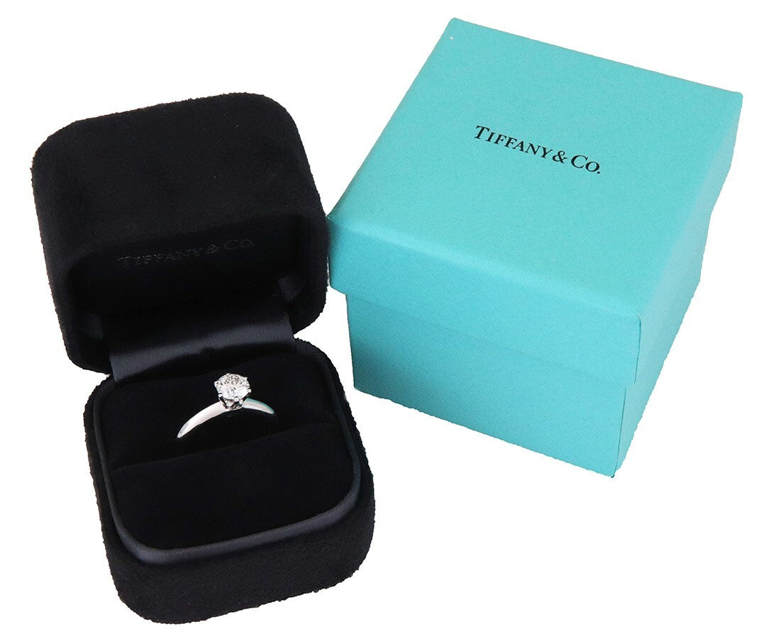 0.85ct Round Brilliant Diamond Solitaire Ring — GIA Certified, Platinum