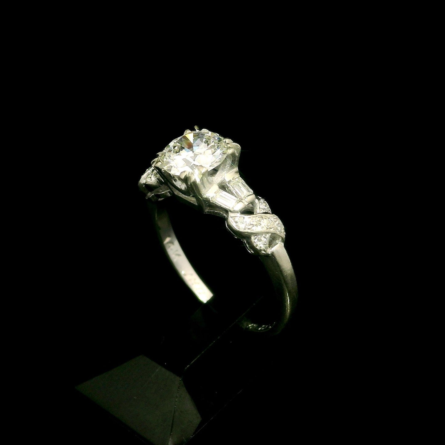 0.86ct Round Brilliant Hearts & Arrows Diamond Ring — GIA Certified, 14k Gold