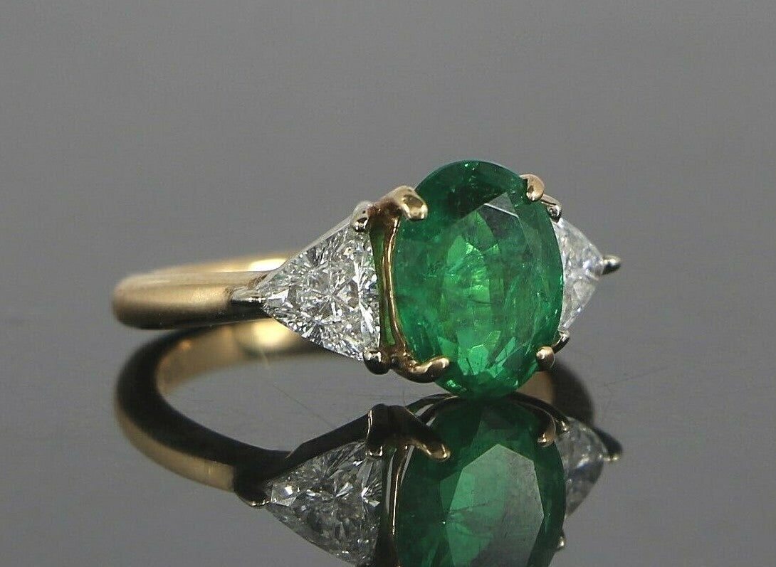 3.08ct Oval Green Emerald Diamond Cocktail Ring — GIA Certified, 18k Yellow Gold