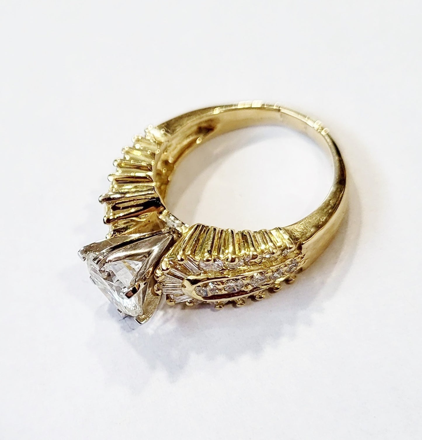 1.89ct Round Brilliant Diamond Baguette Ring — GIA Certified, 18k Yellow Gold