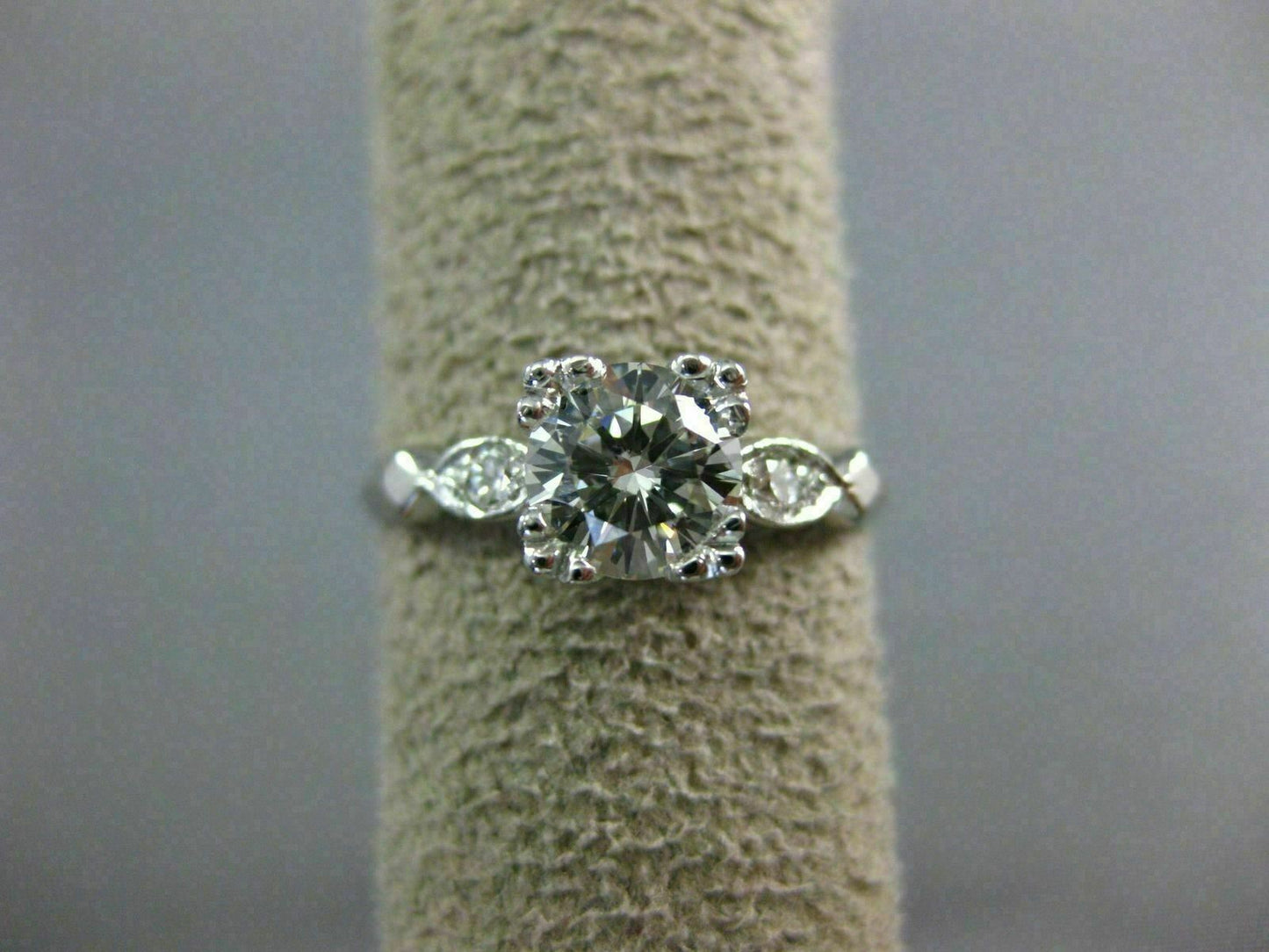 0.94ct Round Brilliant Diamond Fishtail Engagement Ring — GIA Certified, Platinum