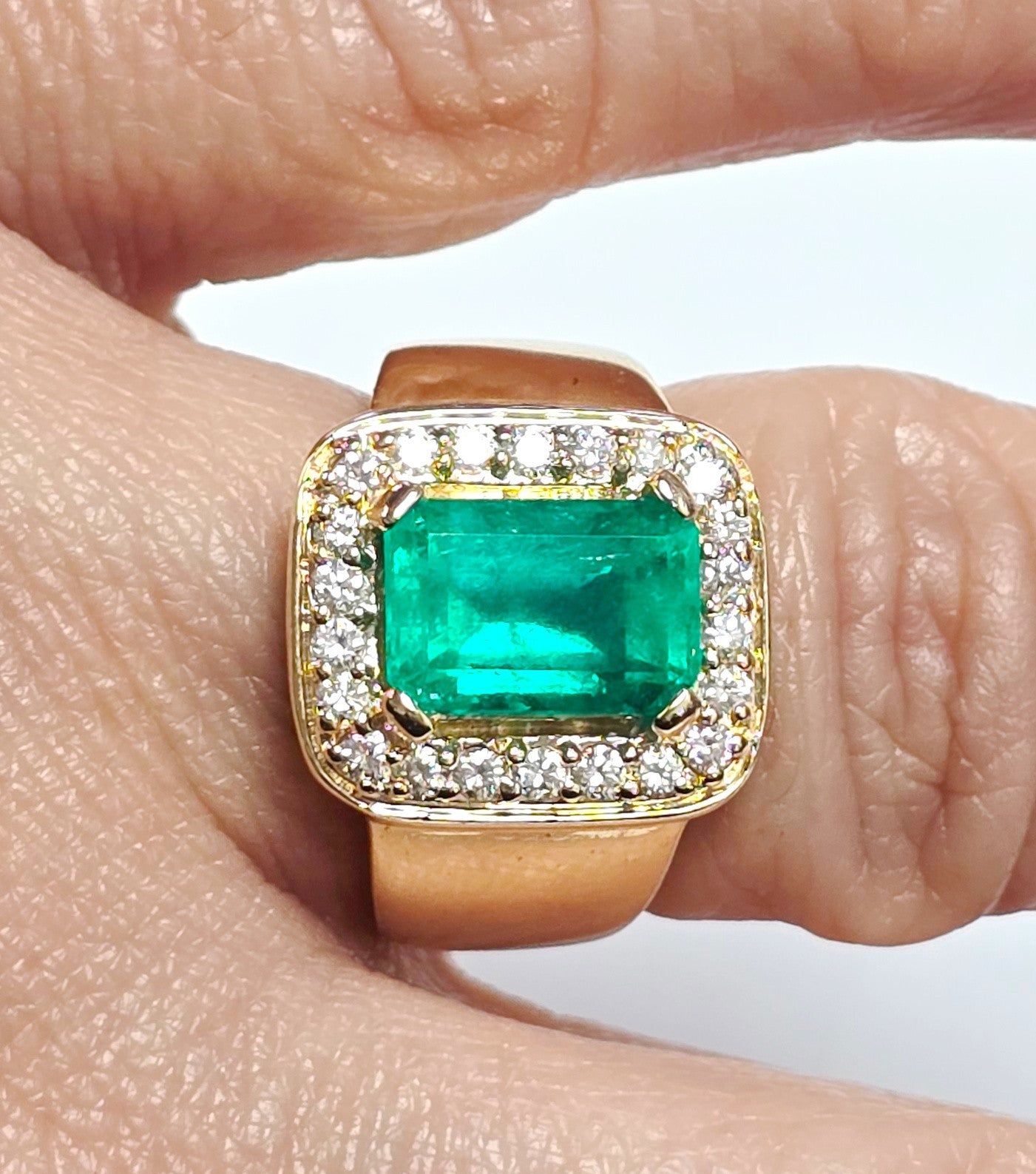 3.09ct Emerald Cut Colombian Emerald & Diamond Ring — GIA Certified, 14k Yellow Gold