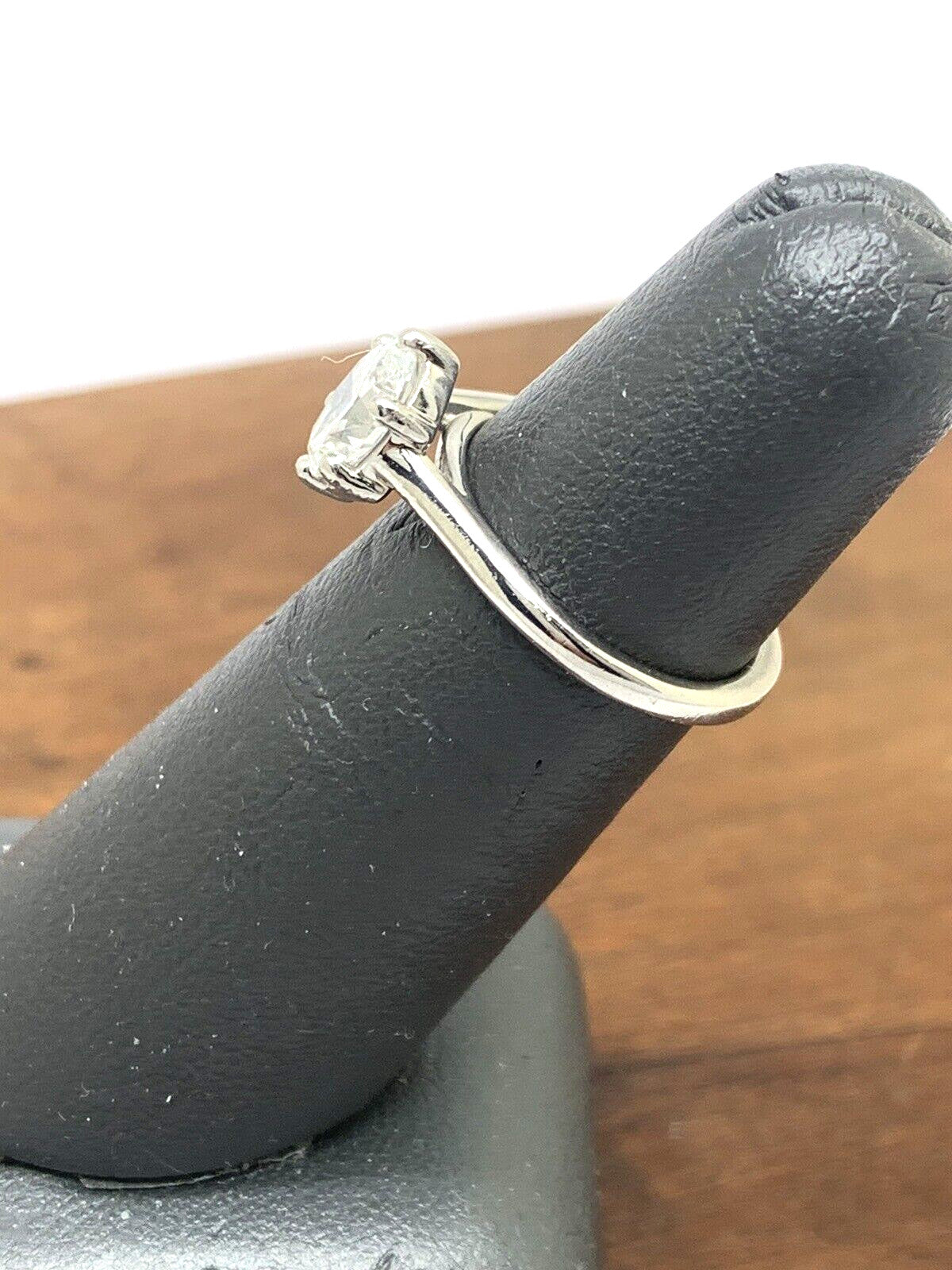 0.96ct Oval Diamond Solitaire Ring — GIA Certified, Platinum