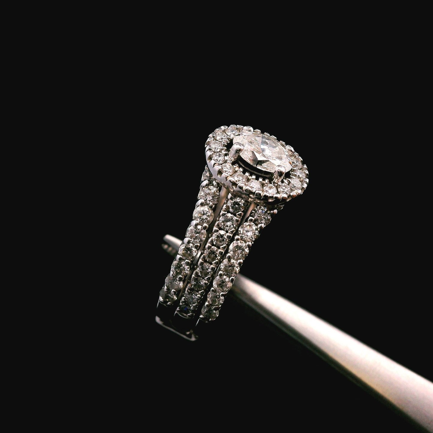 0.46ct Oval Brilliant Diamond Ring with Diamond Sides — GIA Certified, 14k White Gold