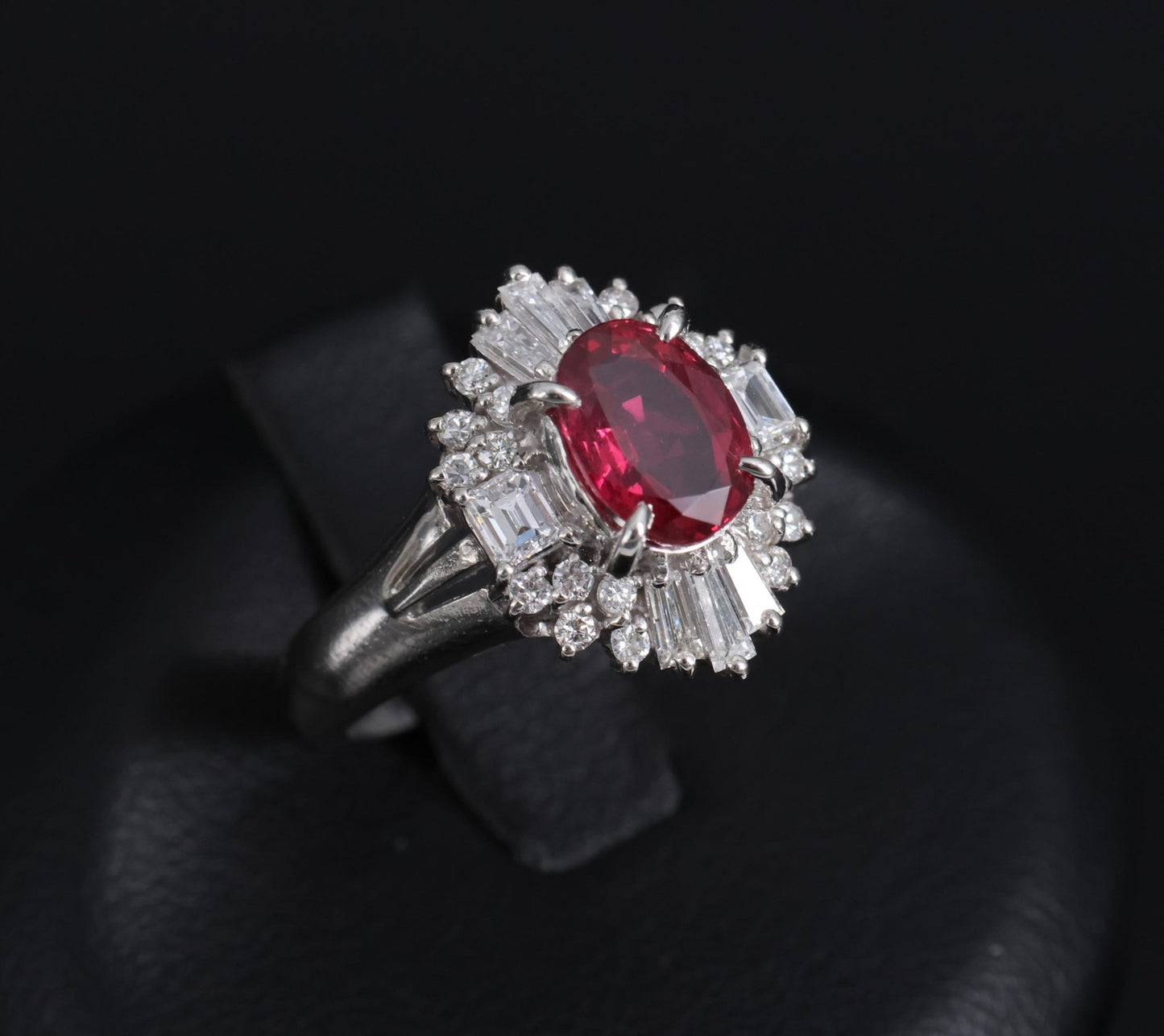 1.22ct Oval Ruby & 0.54ct Diamond Ring — GIA Certified, Platinum
