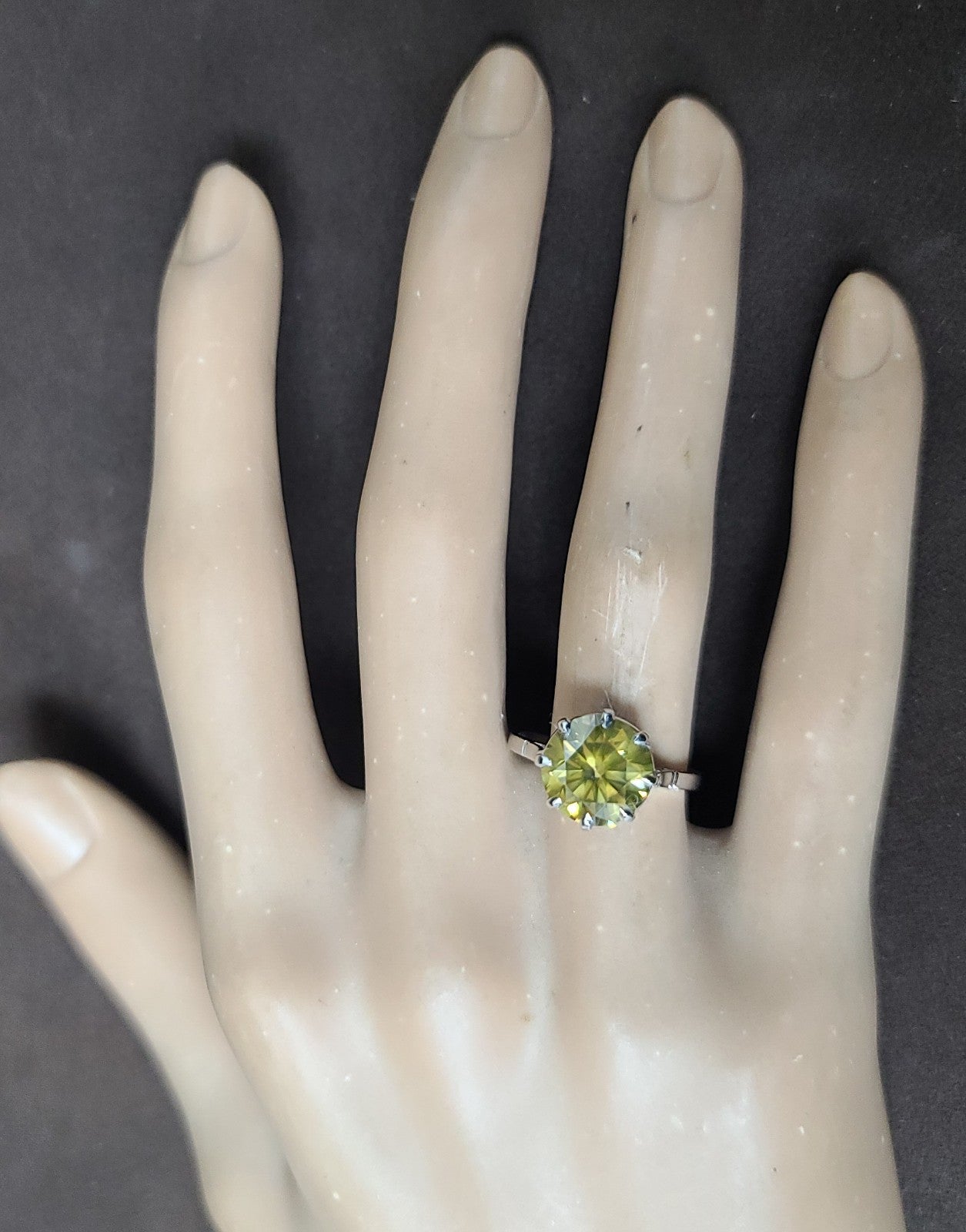 3.95ct Round Brilliant Natural Deep Yellow Diamond Ring — GIA Certified, Platinum