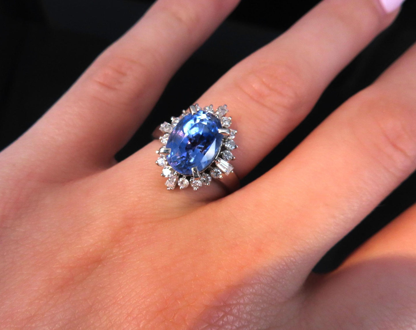 3.98ct Oval Ceylon Sapphire & Diamond Ring — GIA Certified, Platinum