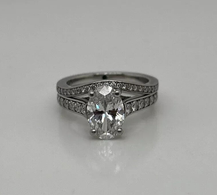 1.61ct Oval Brilliant Diamond Engagement Ring — GIA Certified, Platinum