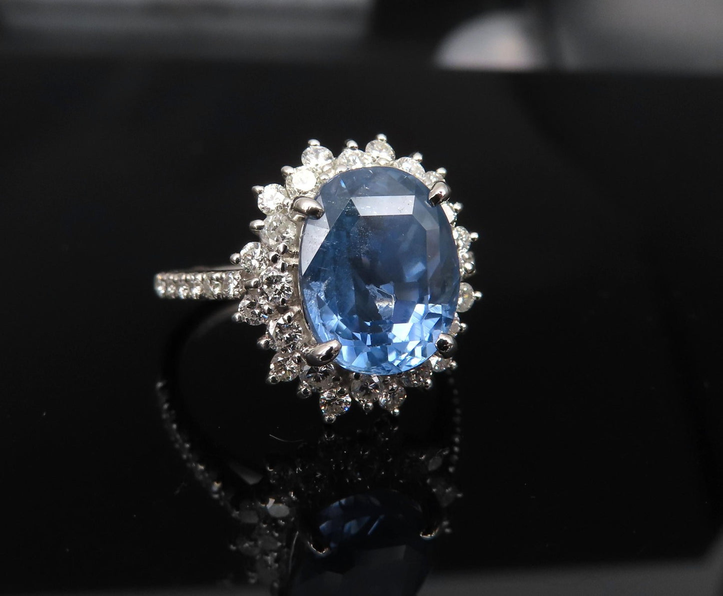 5.05ct Oval Sapphire Diamond Halo Ring — GIA Certified, Platinum