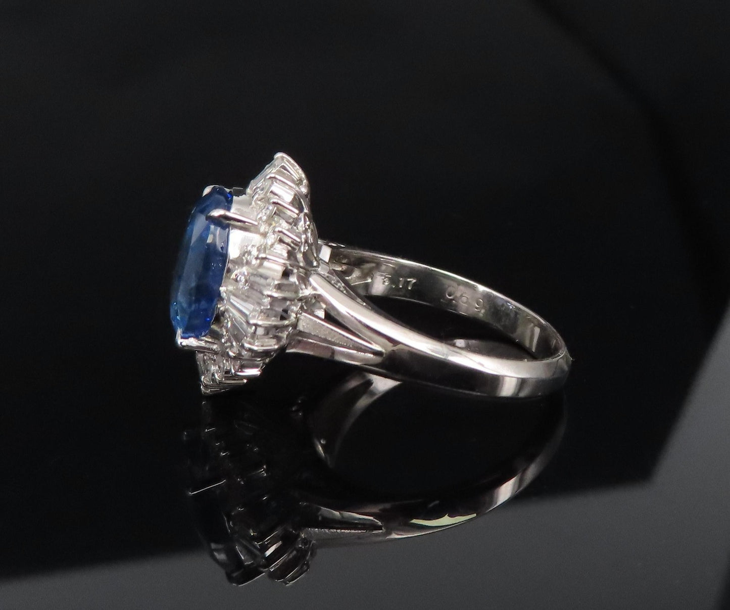 5.14ct Oval Blue Sapphire & Diamond Halo Ring — GIA Certified, Platinum