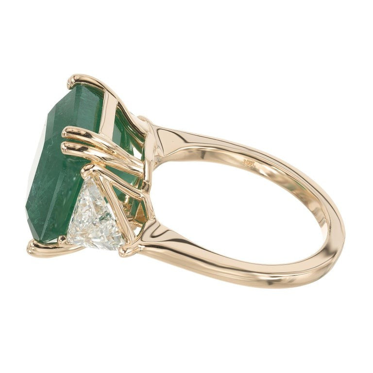 8.99ct Octagonal Green Diamond Cocktail Ring — GIA Certified, 18k Yellow Gold
