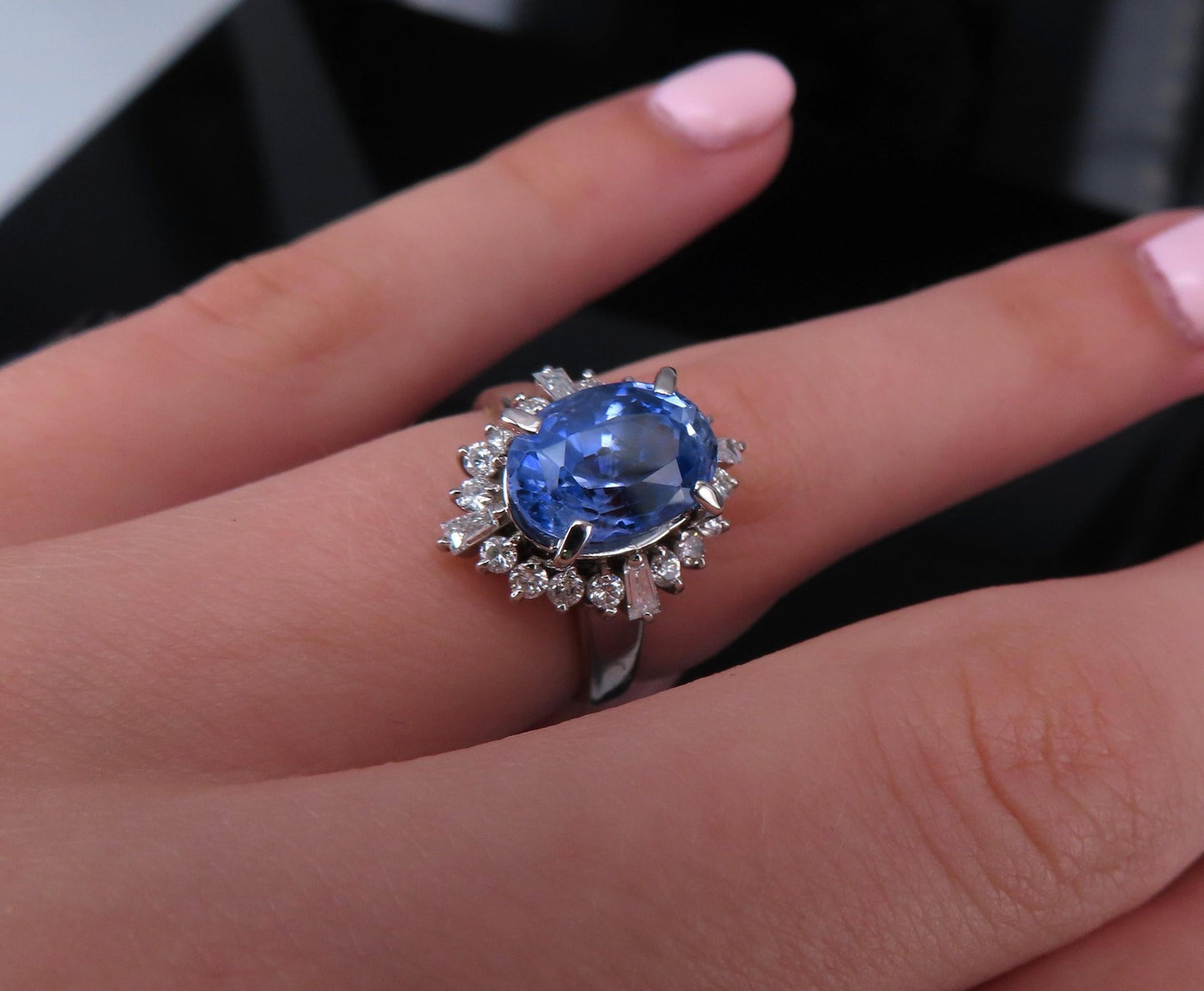 3.98ct Oval Ceylon Sapphire & Diamond Ring — GIA Certified, Platinum