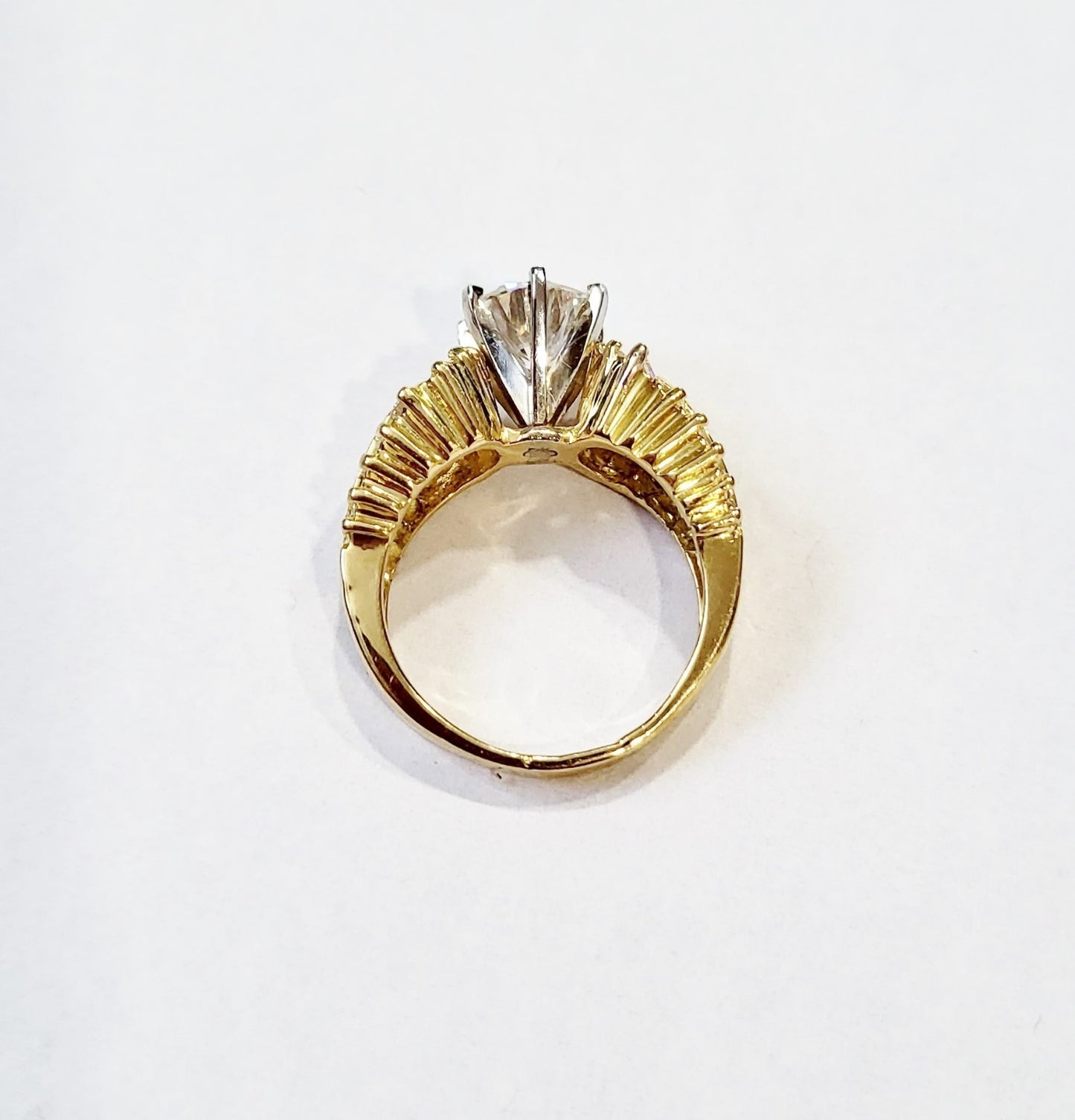 1.89ct Round Brilliant Diamond Baguette Ring — GIA Certified, 18k Yellow Gold