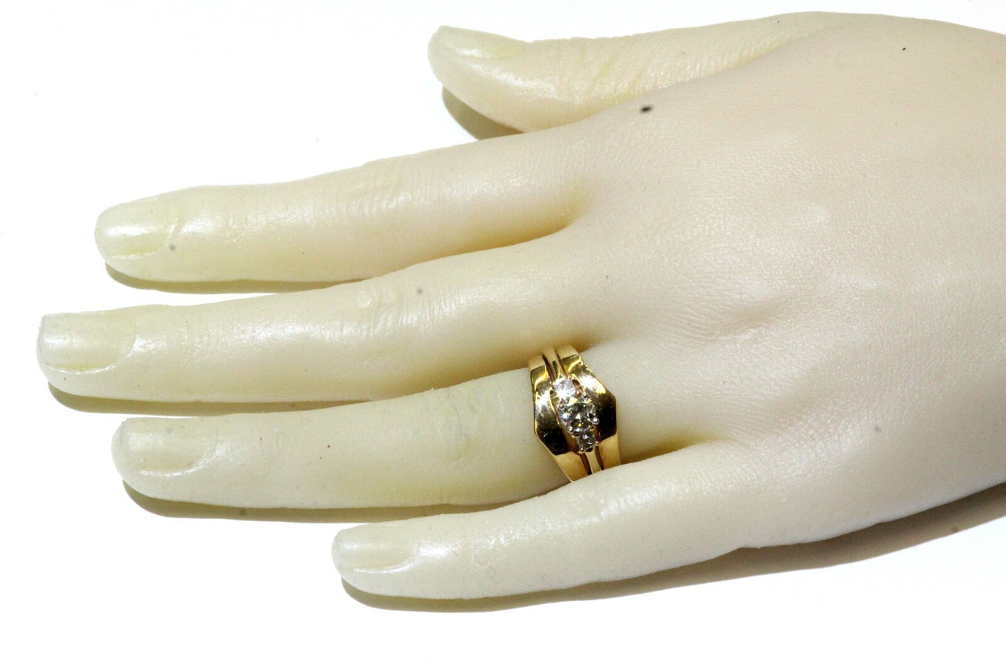 0.60ct Round Brilliant Lab Grown Diamond Ring — GIA Certified, 18k Yellow Gold