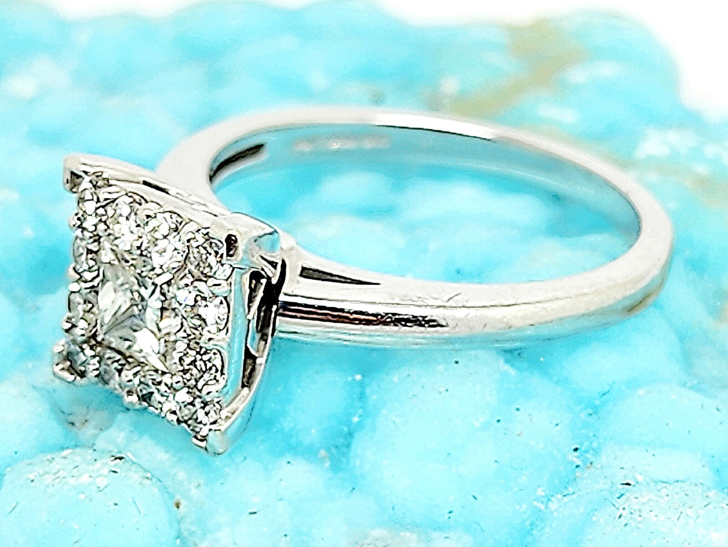 0.50ct Round Brilliant Diamond Cartier Ring — GIA Certified, 18k White Gold