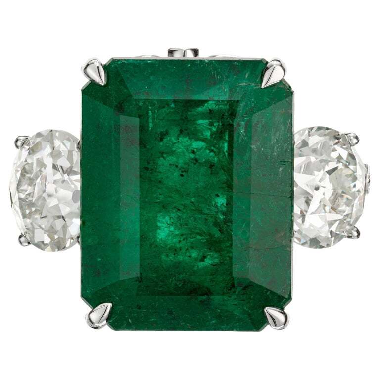 11.89ct Octagonal Green Diamond Step Cut Ring — GIA Certified, 18k White Gold