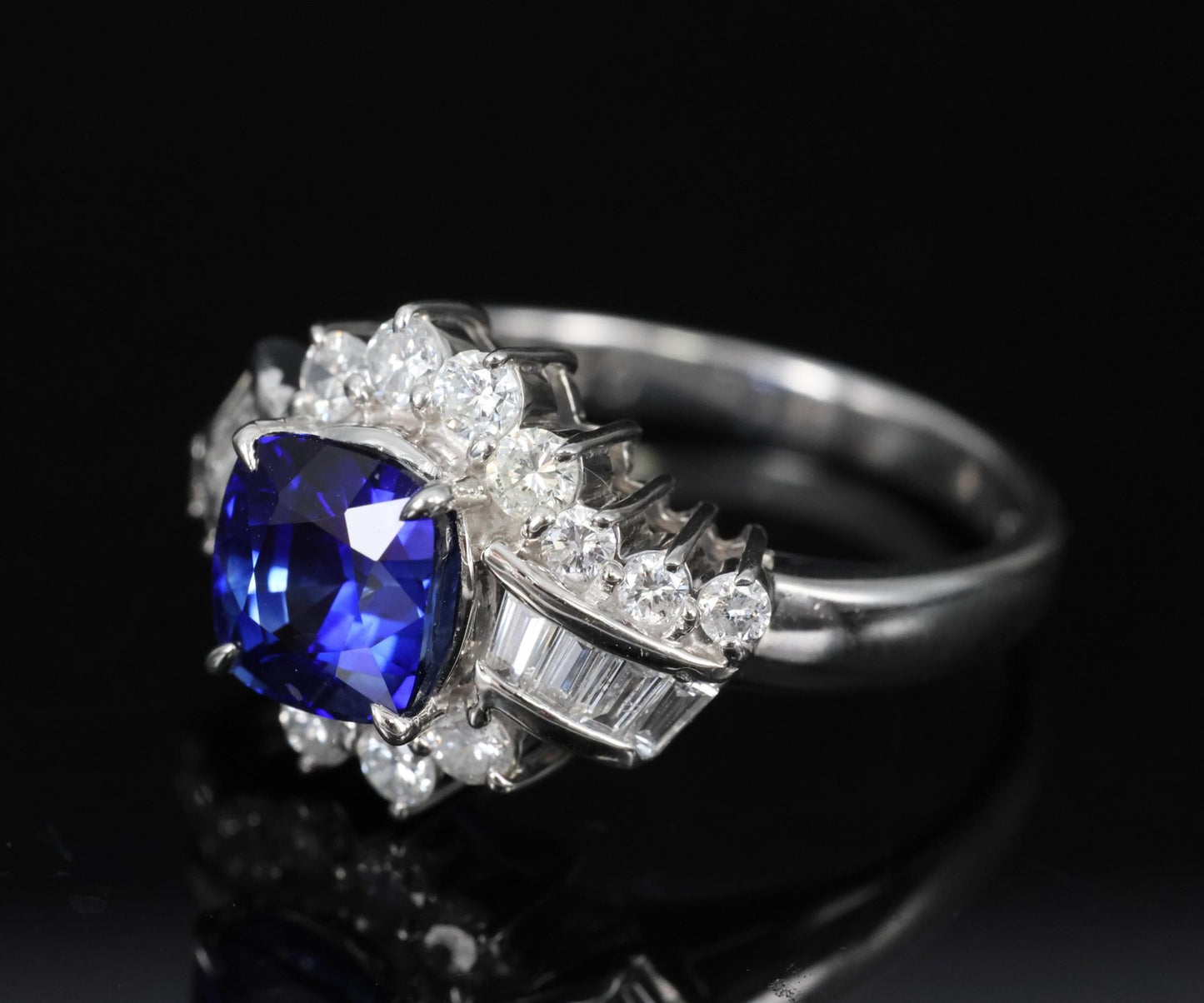 2.25ct Cushion Cut Blue Sapphire & 0.80ct Diamond Ring — GIA Certified, Platinum