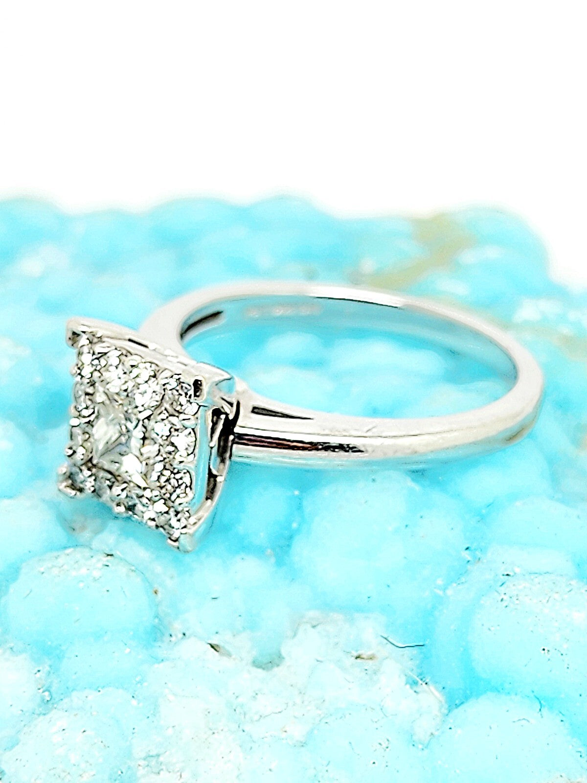0.50ct Round Brilliant Diamond Cartier Ring — GIA Certified, 18k White Gold