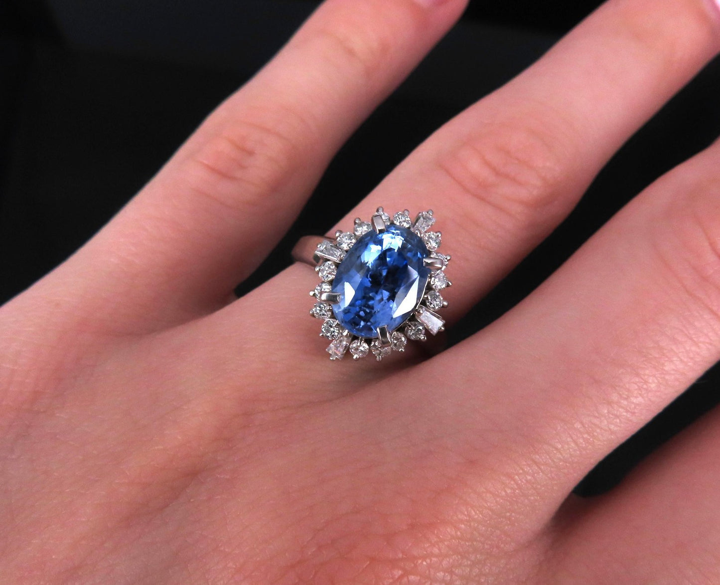 3.98ct Oval Ceylon Sapphire & Diamond Ring — GIA Certified, Platinum