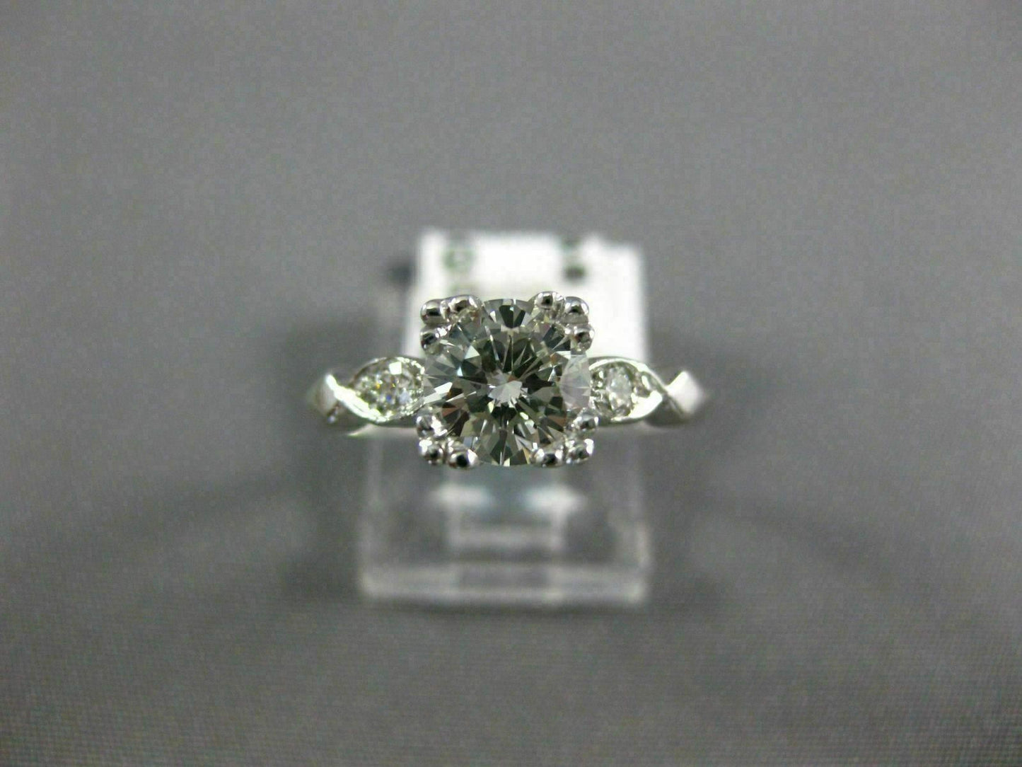0.94ct Round Brilliant Diamond Fishtail Engagement Ring — GIA Certified, Platinum