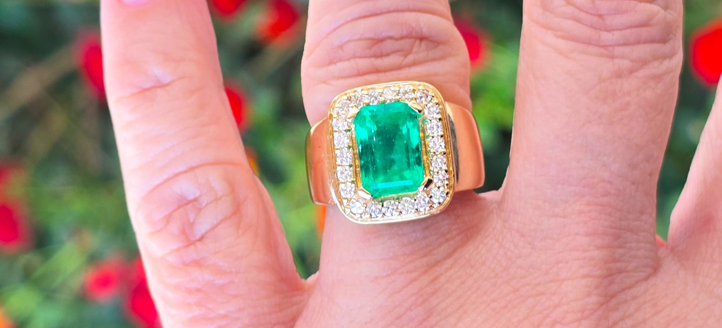 3.09ct Emerald Cut Colombian Emerald & Diamond Ring — GIA Certified, 14k Yellow Gold