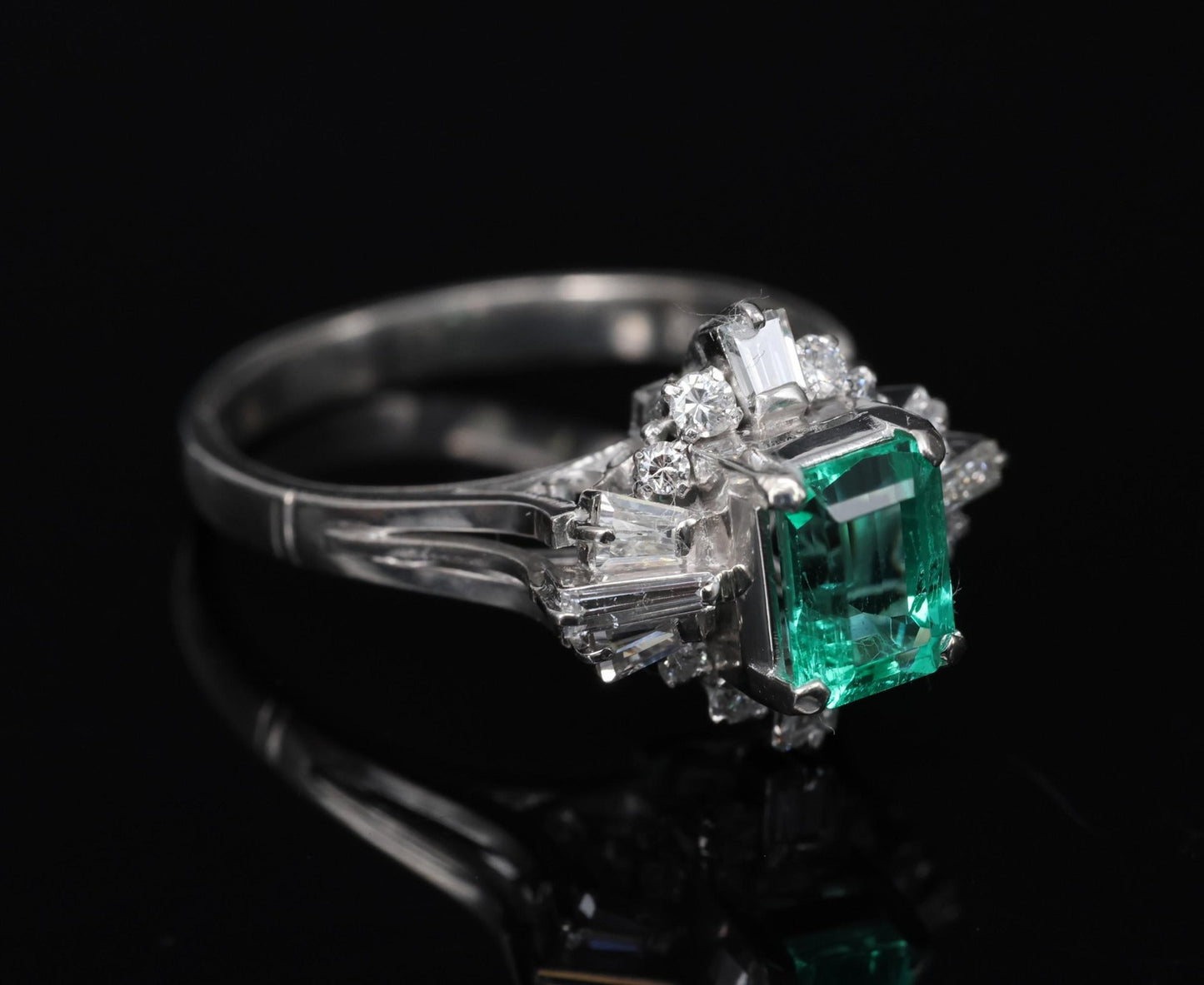 0.91ct Emerald Cut Colombian Emerald & Diamond Cocktail Ring — GIA Certified, Platinum