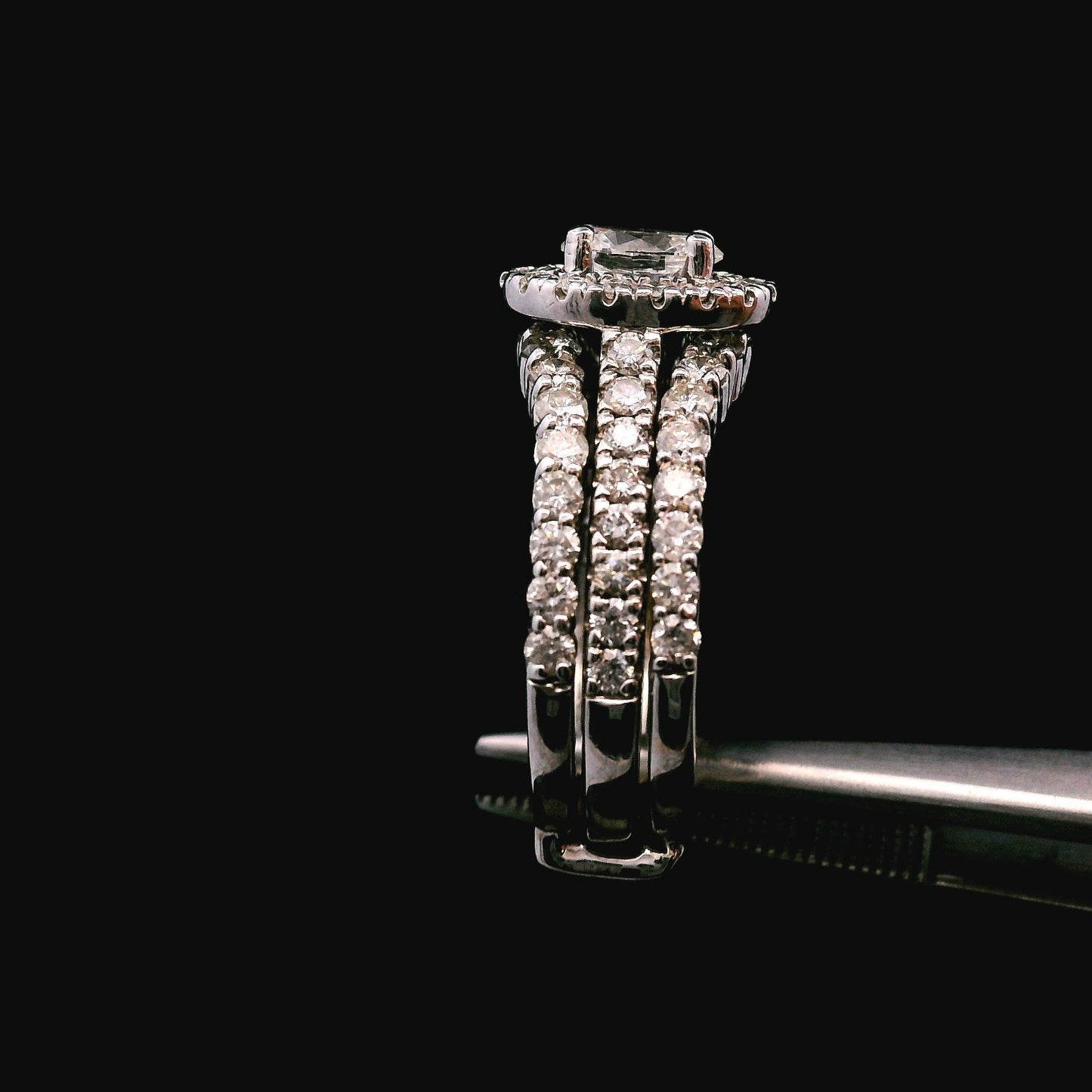 0.46ct Oval Brilliant Diamond Ring with Diamond Sides — GIA Certified, 14k White Gold