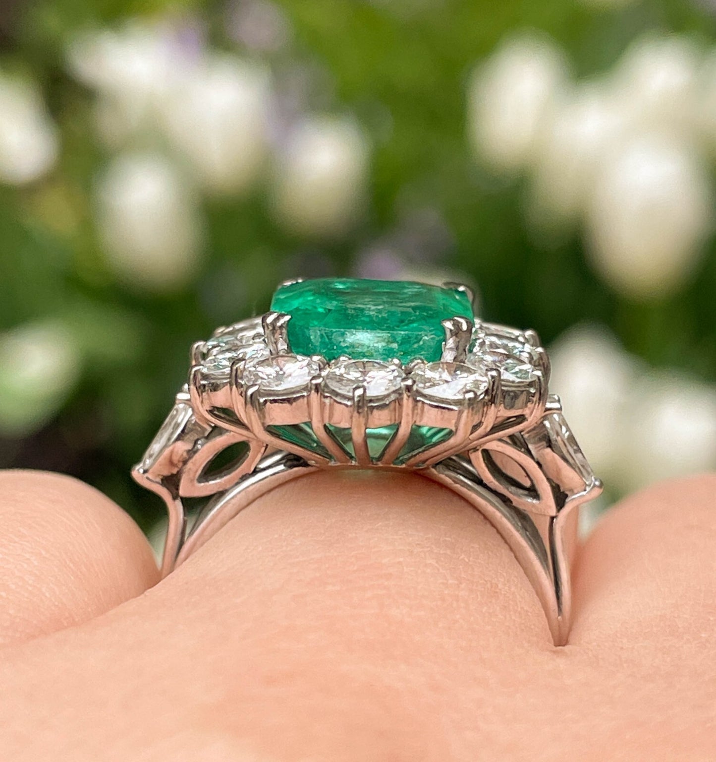 3.65ct Colombian Green Emerald Diamond Cluster Ring — GIA Certified, 18k White Gold