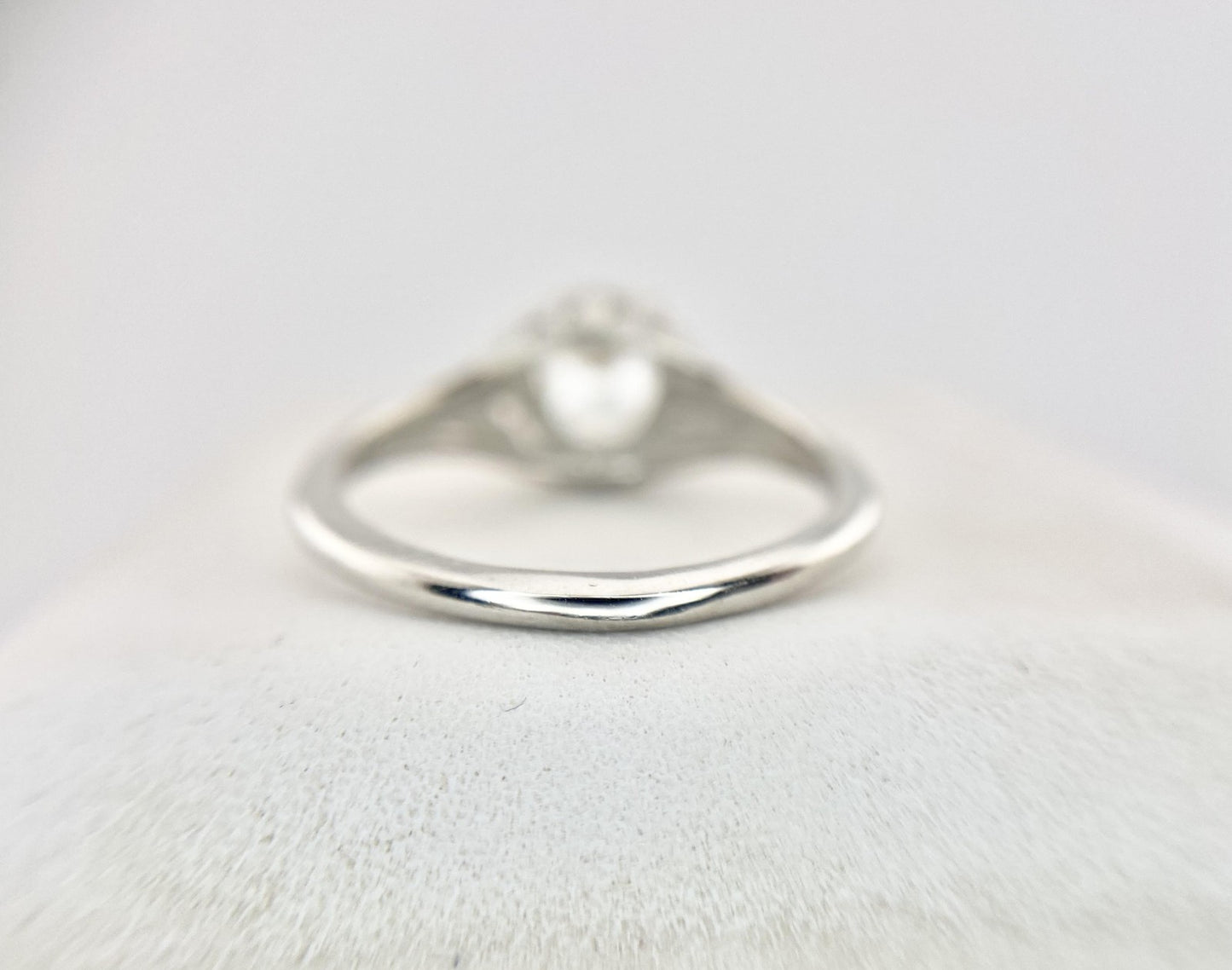 0.86ct Radiant Diamond Art Deco Filigree Ring — GIA Certified, Platinum