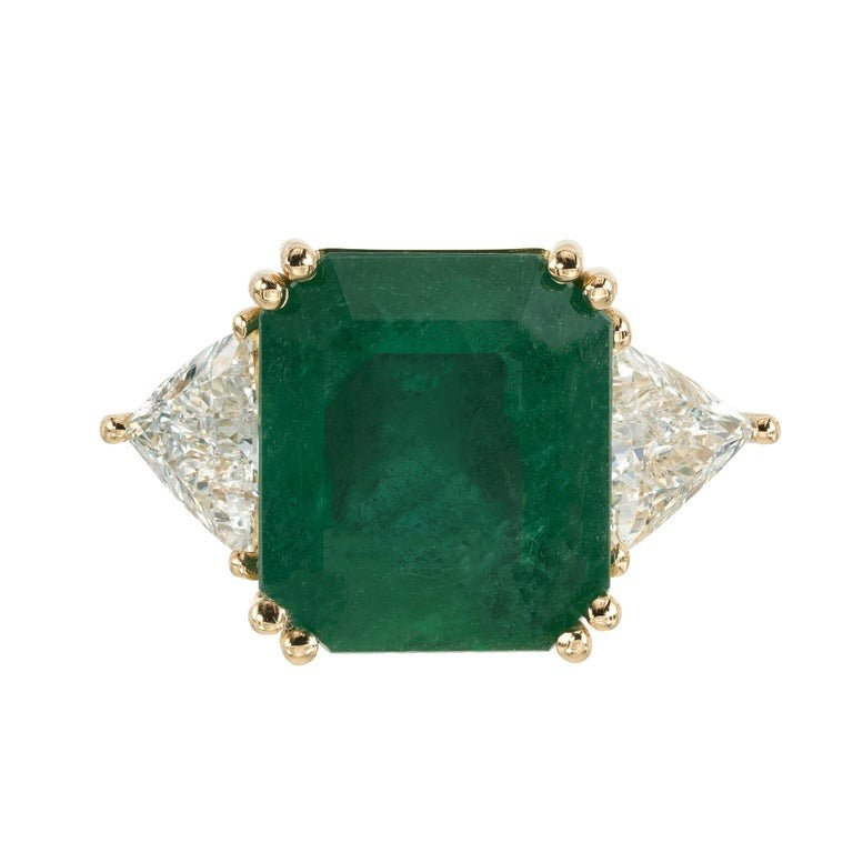 8.99ct Octagonal Green Diamond Cocktail Ring — GIA Certified, 18k Yellow Gold