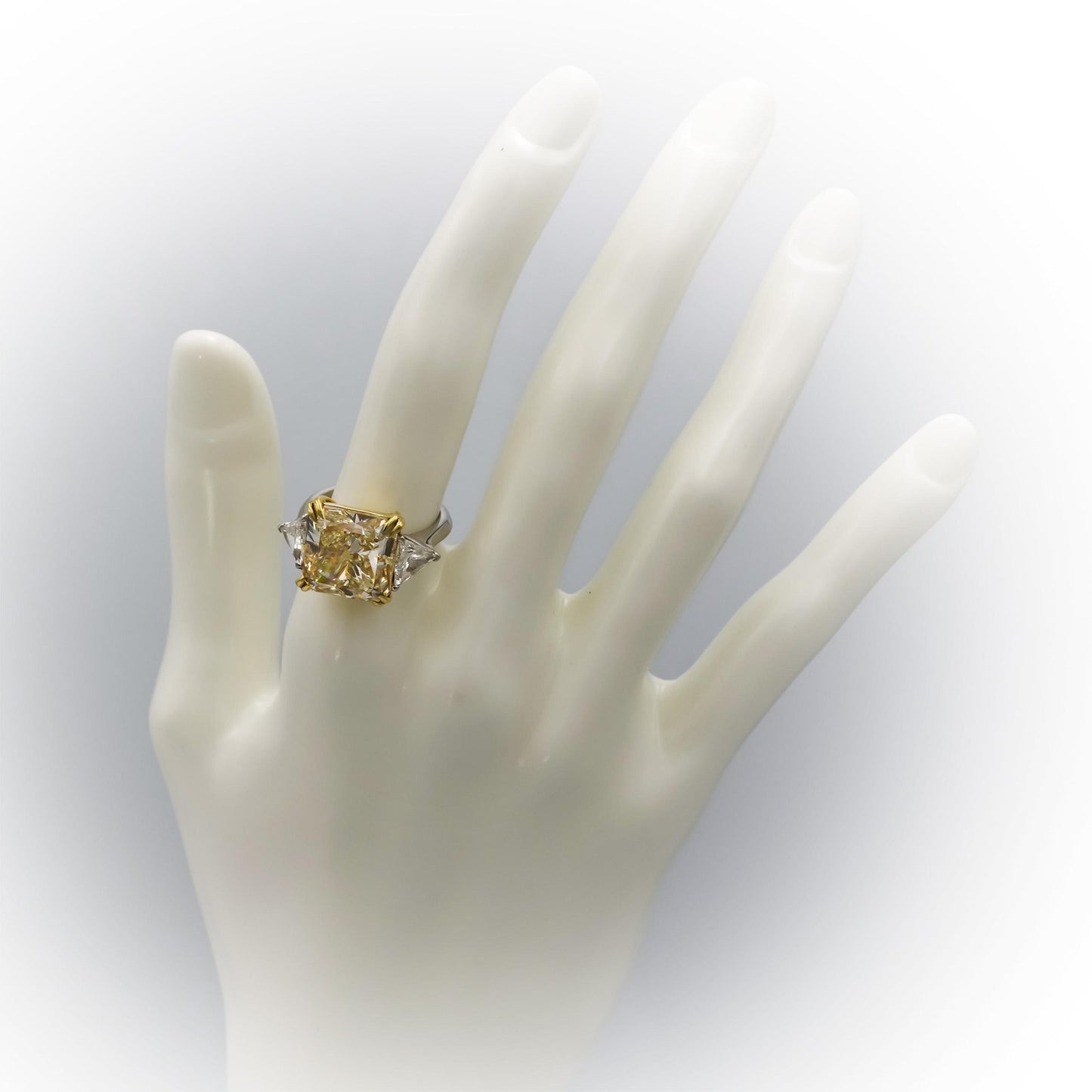 11.51ct Radiant Cut Diamond Statement Ring — GIA Certified, Platinum & 18k Gold