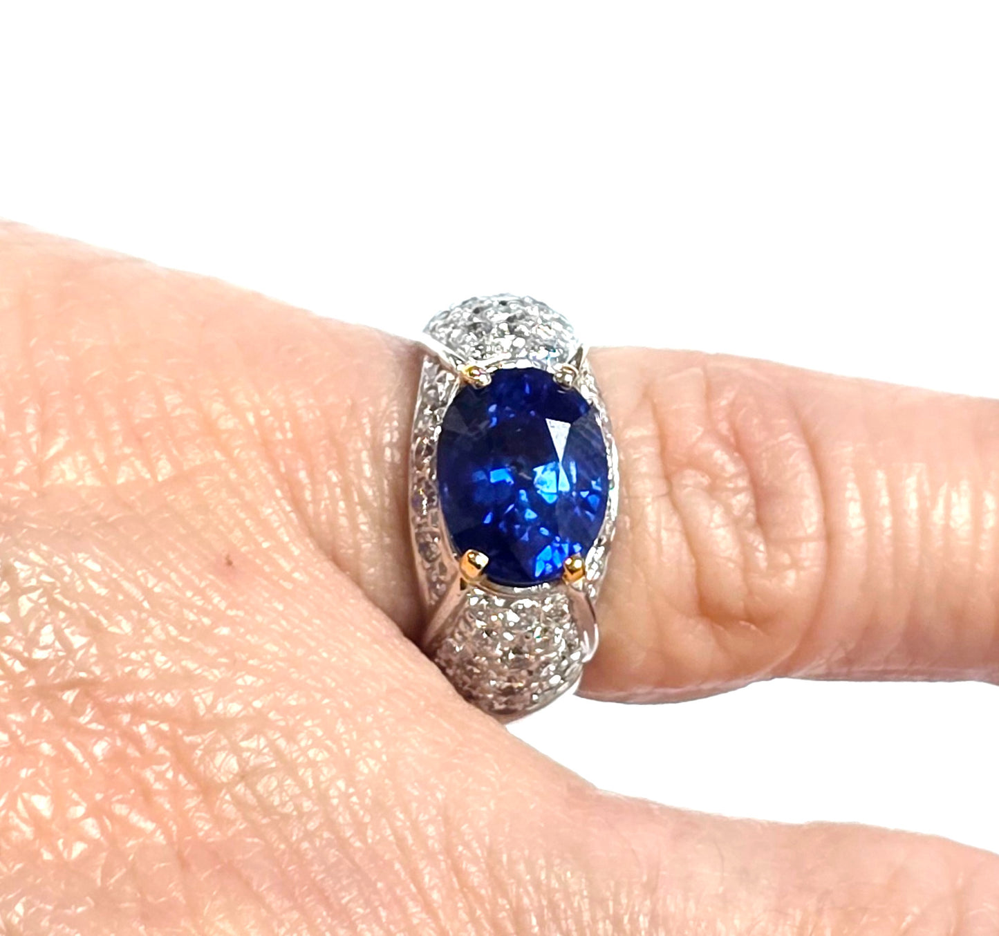 4.25ct Oval Sapphire & Diamond Ring — GIA Certified, 18k White Gold