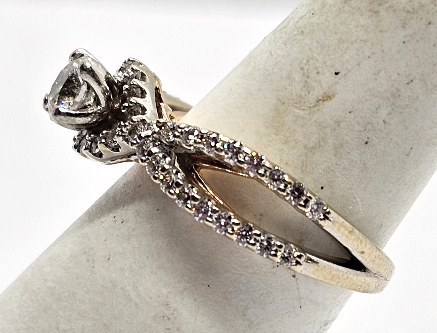 0.86ct Round Brilliant Hearts & Arrows Diamond Ring — GIA Certified, 14k Gold