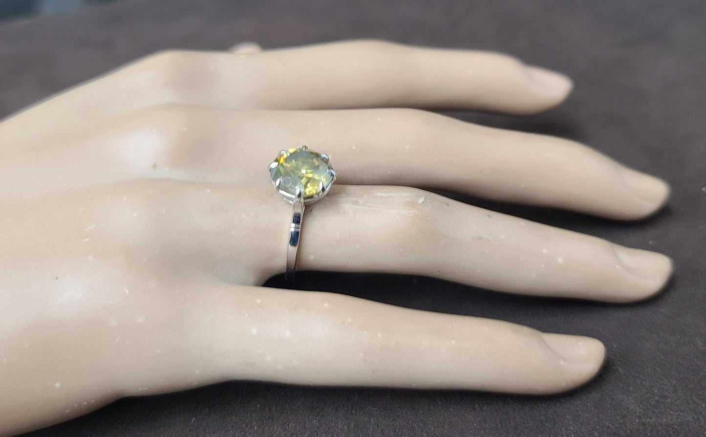 3.95ct Round Brilliant Natural Deep Yellow Diamond Ring — GIA Certified, Platinum