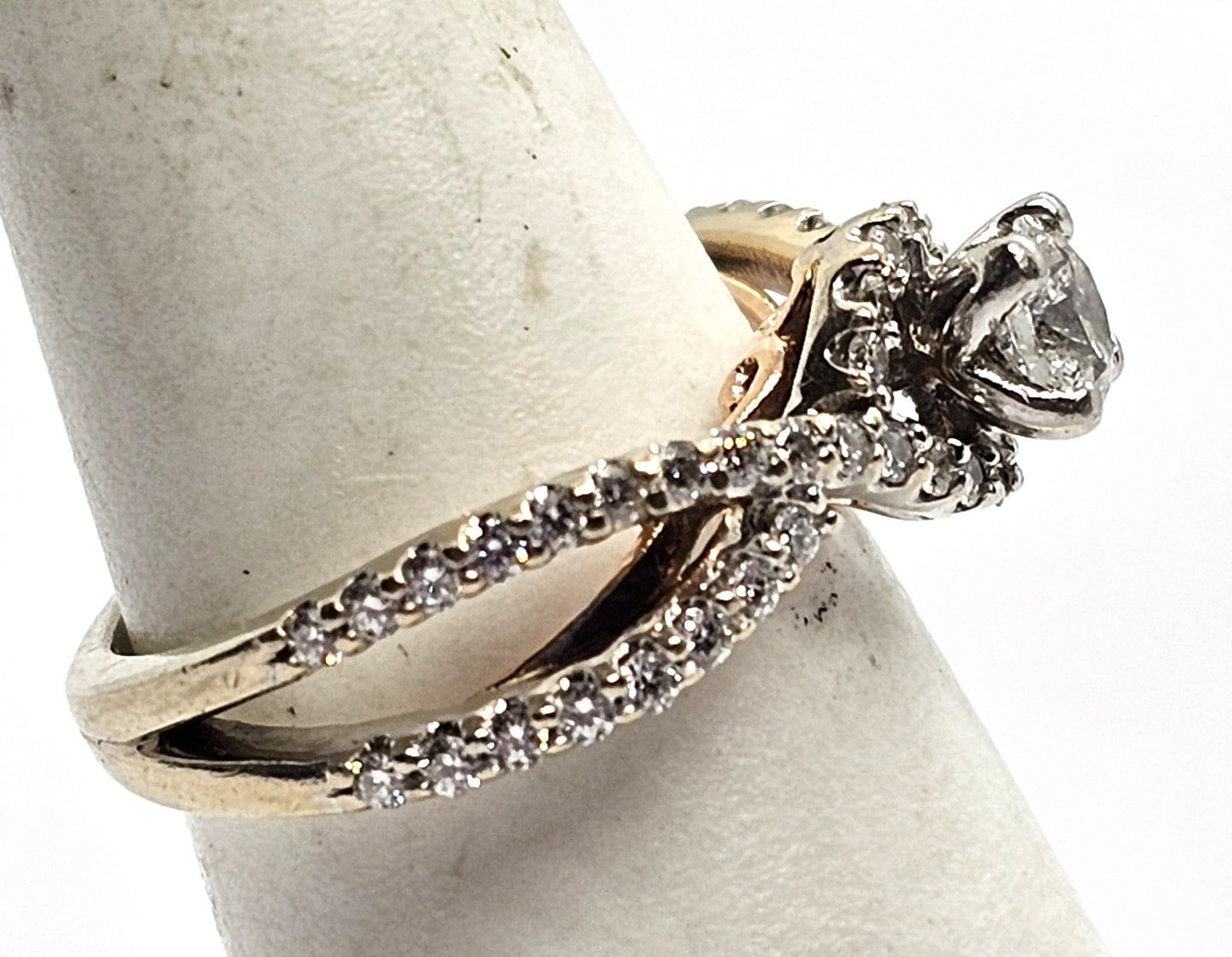 0.86ct Round Brilliant Hearts & Arrows Diamond Ring — GIA Certified, 14k Gold