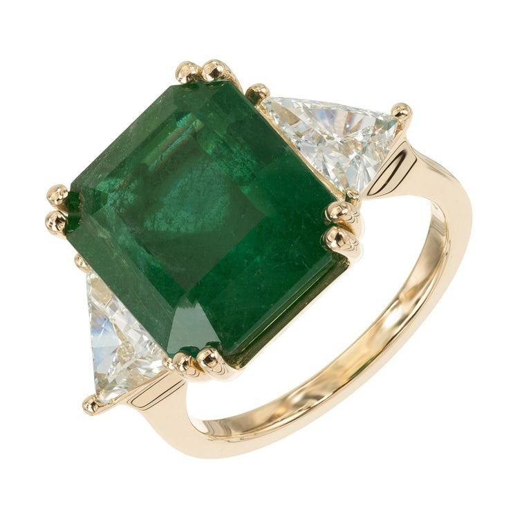 8.99ct Octagonal Green Diamond Cocktail Ring — GIA Certified, 18k Yellow Gold