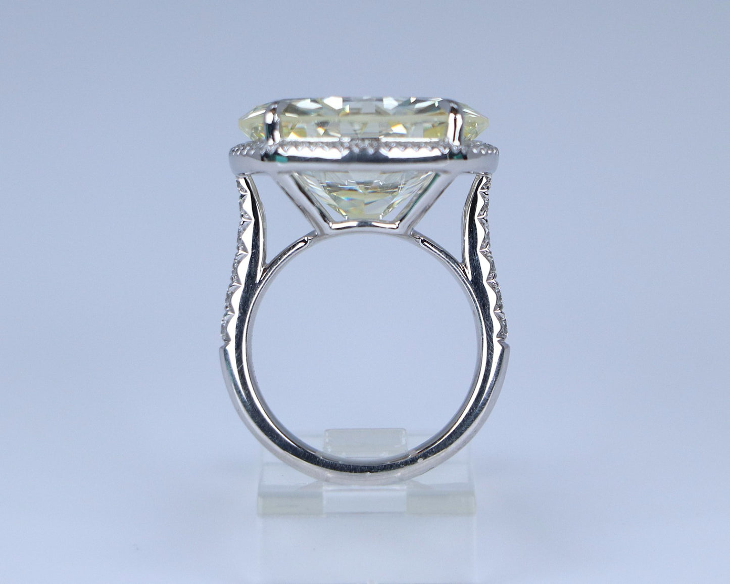 19.79ct Round Brilliant Diamond Engagement Ring — GIA Certified, Platinum