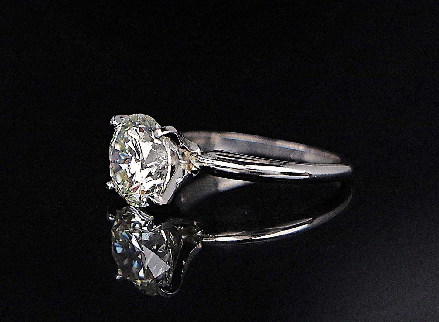3.02ct Round Brilliant Diamond Engagement Ring — GIA Certified, Platinum
