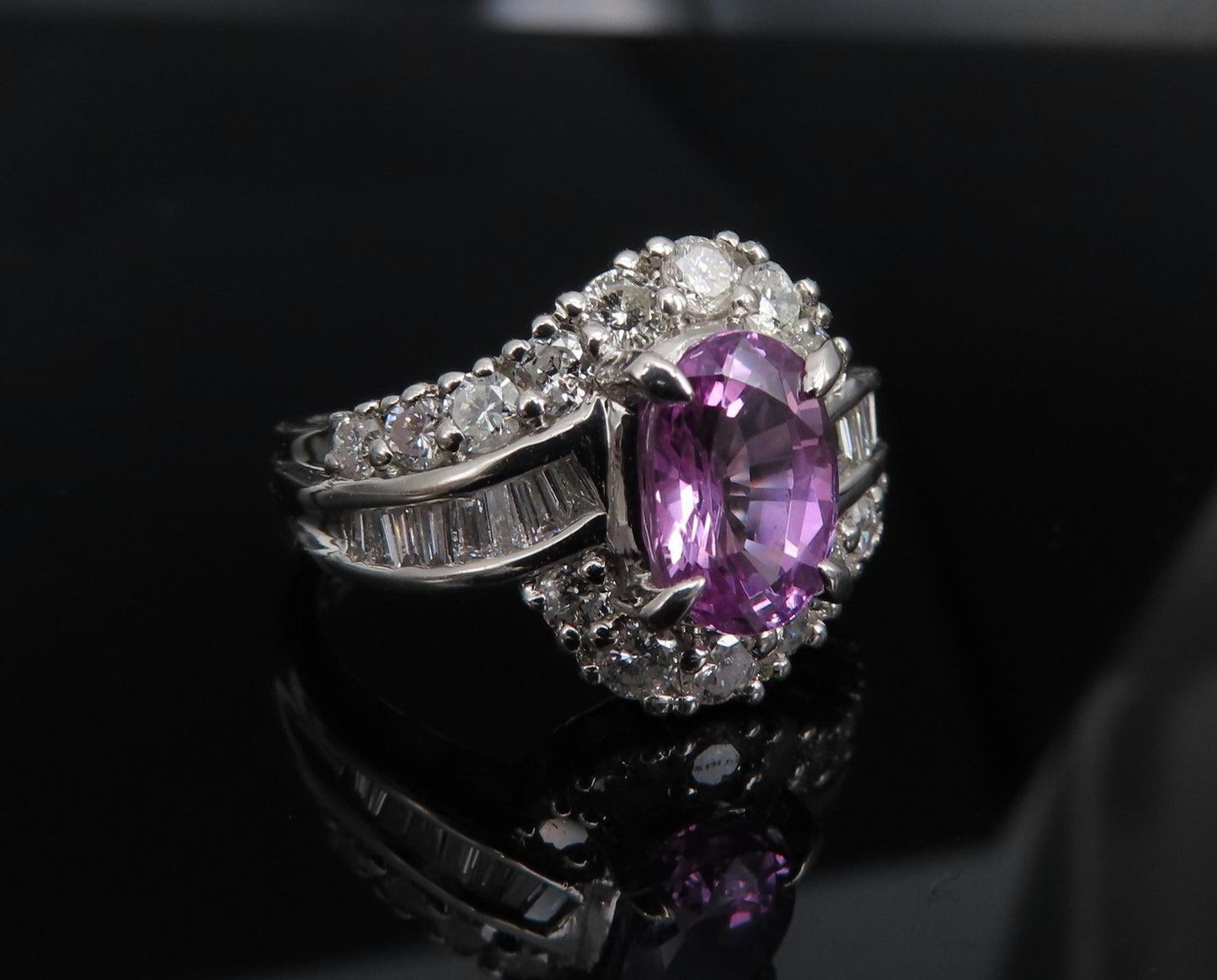 2.02ct Oval Pink Sapphire & 1.00ct Diamond Ring — GIA Certified, Platinum