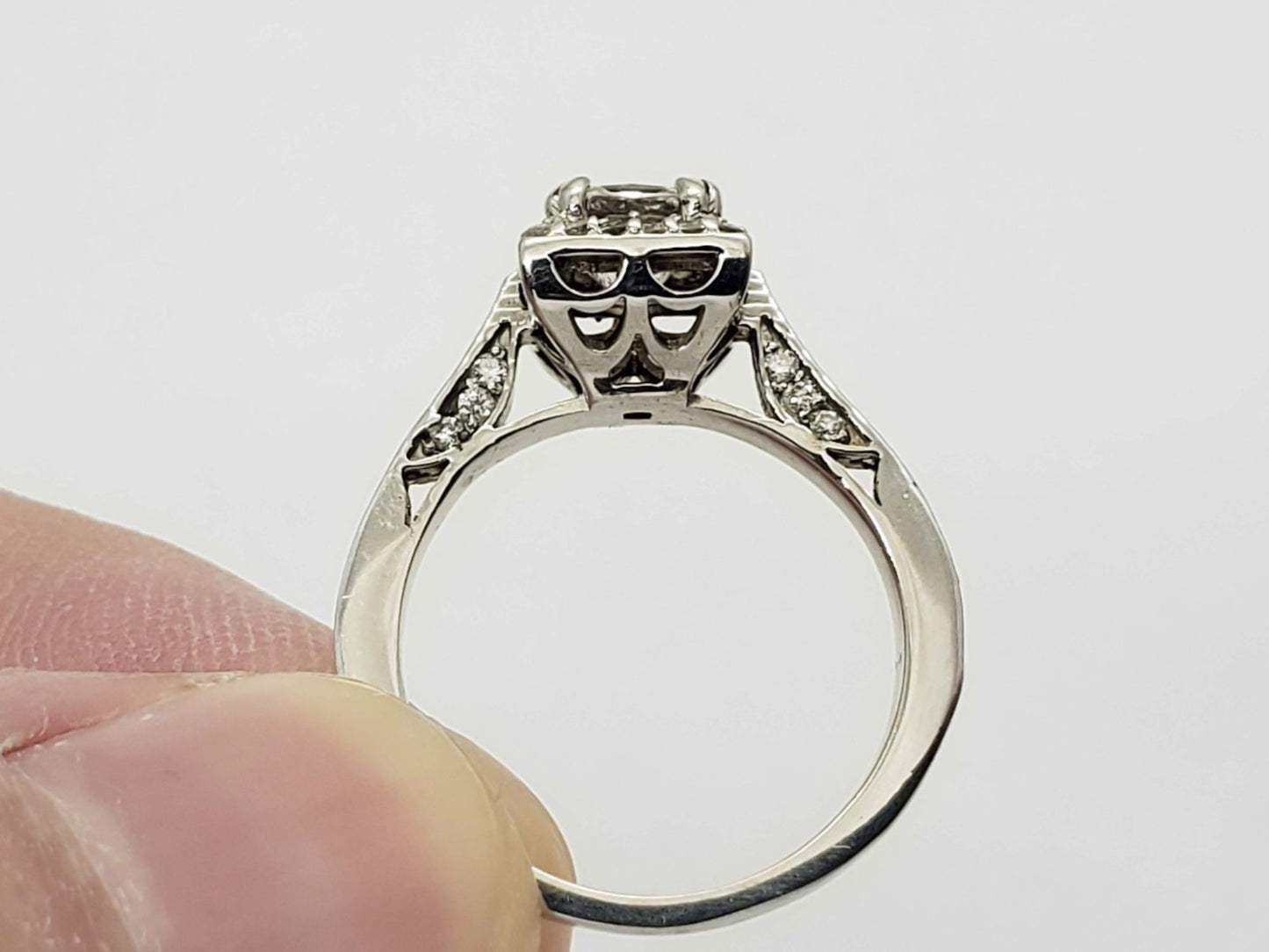 0.96ct Princess Cut Diamond Halo Ring — GIA Certified, 14k White Gold